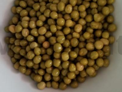 Olivje su marinuotais agurkais Žingsnis 1