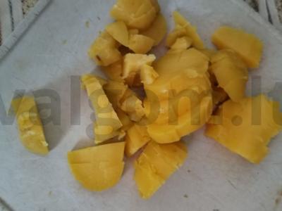 Olivje su marinuotais agurkais Žingsnis 4