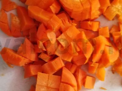 Olivje su marinuotais agurkais Žingsnis 5