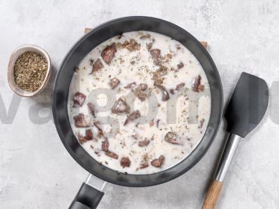 Kalakutienos kepenėlės grietinėje Žingsnis 3