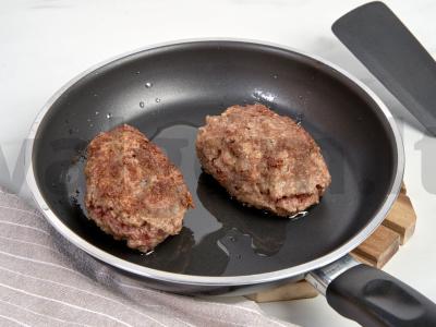 Malti kalakotletai iš kalakutienos filė su jautienos krūtine ir lečo Žingsnis 2