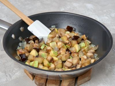 Daržovių troškinys su kuskusu Žingsnis 1