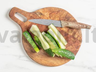 Korėjietiška agurkų salotos Žingsnis 2