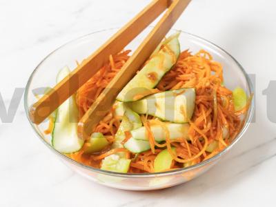 Korėjietiška agurkų salotos Žingsnis 6