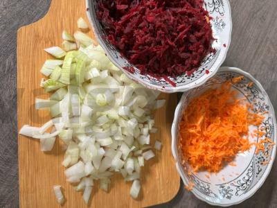 Skani jautienos barščiai Žingsnis 2