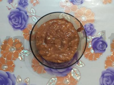 Švelnus šokoladinis-bananinis keksiukas mikrobangų krosnelėje Žingsnis 3