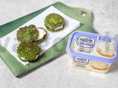 Bento su špinatų blyneliu ir kiaušiniu Žingsnis 3