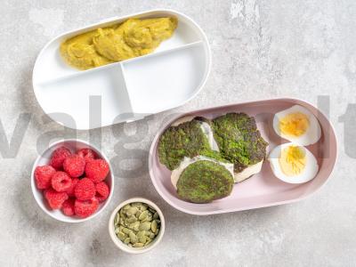 Bento su špinatų blyneliu ir kiaušiniu Žingsnis 5