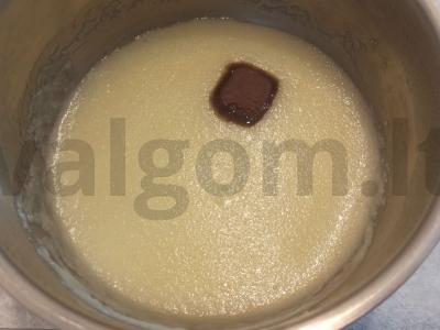 Šokoladinė manų košė vandenyje Žingsnis 2