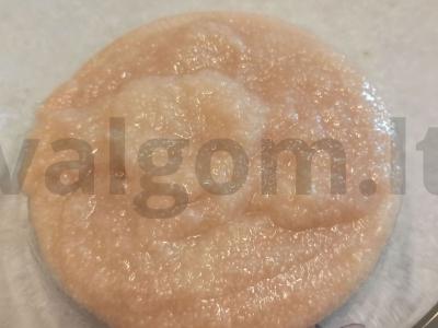 Šokoladinė manų košė vandenyje pagrindine nuotrauka