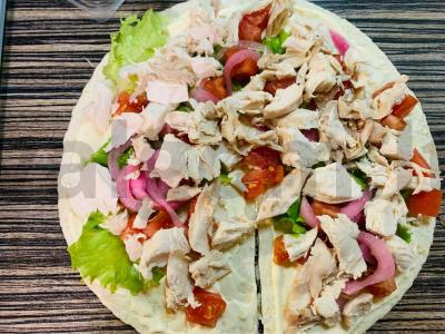 Keksadija su vištiena ir marinuotais svogūnais Žingsnis 4