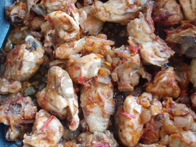 Troškinta bulvė su vištiena, pomidoru ir morkomis Žingsnis 5