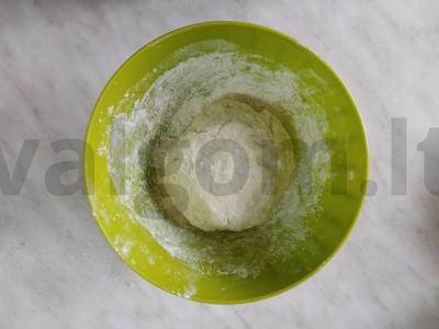 Paprastas vyšnių pyragas su varškės tešla Žingsnis 4