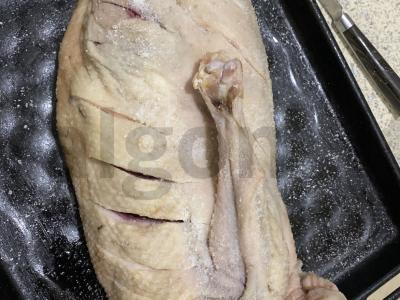 Keptas sūrus žąsis orkaitėje Žingsnis 1