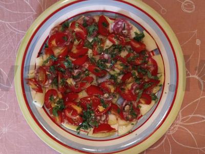 Salotos su saliami, melionu ir pomidorais Žingsnis 5