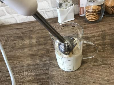 Pieninis bananų kokteilis Žingsnis 4