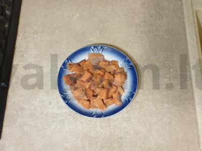 Suomijos žuvienė iš šviežios lašišos Žingsnis 3