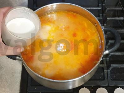 Suomijos žuvienė iš šviežios lašišos Žingsnis 8