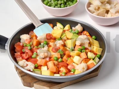 Daržovių troškinys su vištienos krūtinėle Žingsnis 2