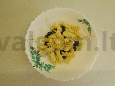 Italų salotas su fuzili ir fetos sūriu Žingsnis 3