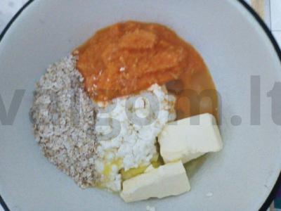 Kvapnūs sausainiai iš moliūgo, avižų, varškės ir prieskonių Žingsnis 1