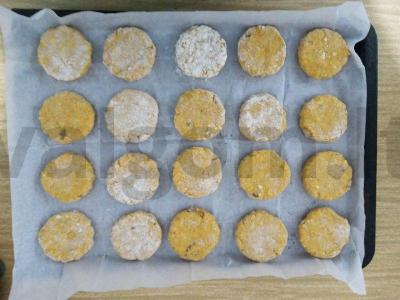 Kvapnūs sausainiai iš moliūgo, avižų, varškės ir prieskonių Žingsnis 2