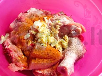 Vištiena maišelyje su daržovėmis Žingsnis 1