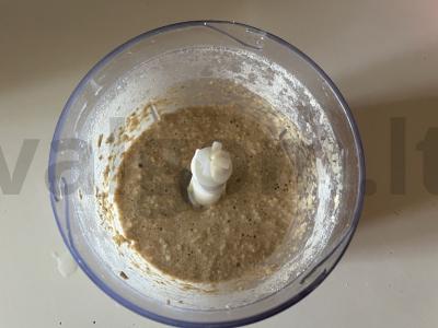 Naudingas avižų blynas su pienu ir varškės-bananų įdaru Žingsnis 4