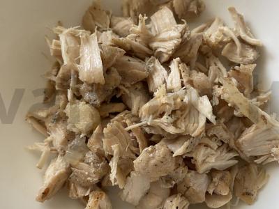 Daržovių ir vištienos salotas Žingsnis 1