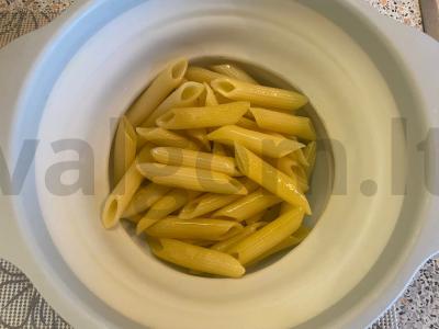 Makaronai su kiauliena ir daržovėmis, kepti orkaitėje Žingsnis 2