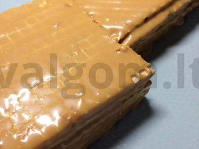 Tortas „Momentinis“ su virintu kondensuotu pienu Žingsnis 4