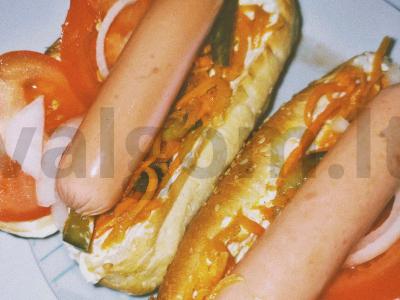 Namų hot-dog su korėjietiška morkų salotomis Žingsnis 6