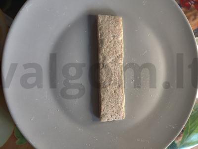 Užkandžių sumuštinis su saliami ir burokėliais Žingsnis 1