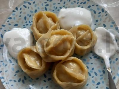 Mantai su jautienos faršu pietums arba vakarienei pagrindine nuotrauka