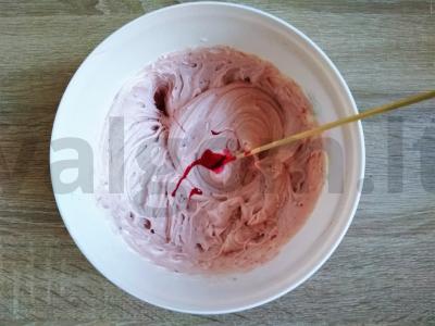 Kokosų tortas su spanguolių kremu Žingsnis 2