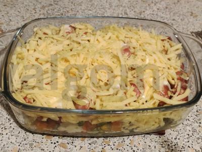 Dešrelės su daržovėmis ir bulvėmis po sūriu Žingsnis 9