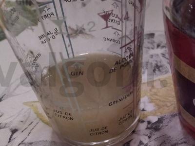 Kokteilis su konjaku ir vynuogių sultimis Žingsnis 4