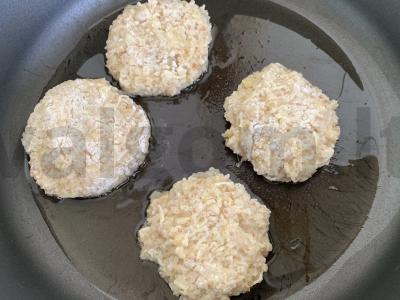 Kukurūzų ir sūrio kotletai Žingsnis 7