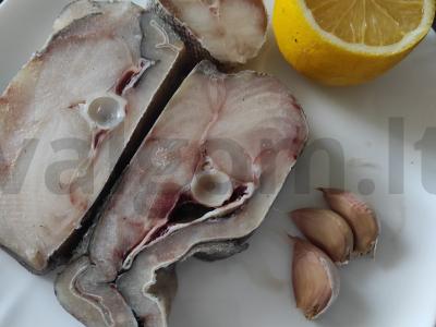 Menkių filė, kepta folijoje Žingsnis 1