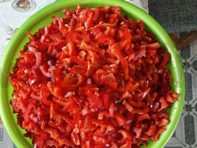 Saldiųjų pipirų ir pomidorų lečo žiemai Žingsnis 2