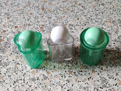 Kanarė su dešra, sūriu ir agurku Žingsnis 1