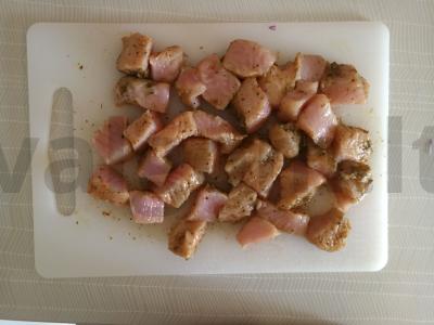 Makaronai lagman su kalakutiena grietinėlės padaže Žingsnis 1