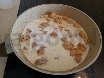 Makaronai lagman su kalakutiena grietinėlės padaže Žingsnis 4