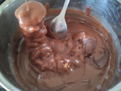 Čurčchela su sultimis ir pieniniu šokoladu Žingsnis 4