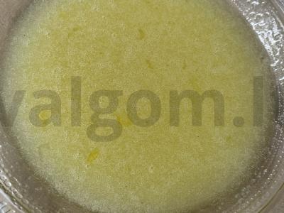 Šokoladiniai keksiukai su bananais Žingsnis 1