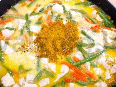 Vištienos ir laukinių ryžių karis Žingsnis 5