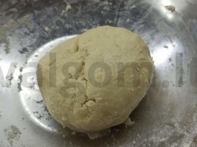 Obuolių pyragas su grietine ir ruduoju cukrumi Žingsnis 4