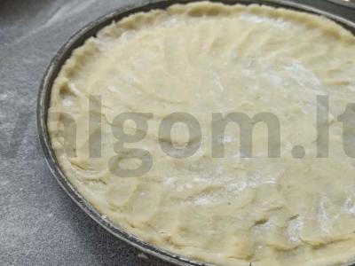 Obuolių pyragas su grietine ir ruduoju cukrumi Žingsnis 7