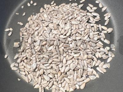 Saulėgrąžų sėklų ir karamelės kozinakas Žingsnis 1