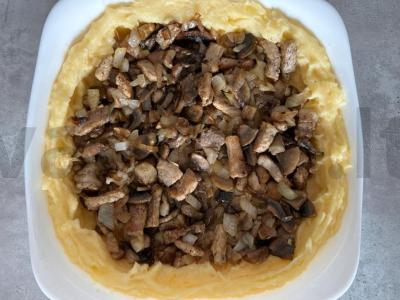 Švelni bulvių apkepas su pievagrybiais Žingsnis 8